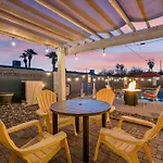 Vacation House! 6Br, Free Heated Pool, Arcade & Hot Tub