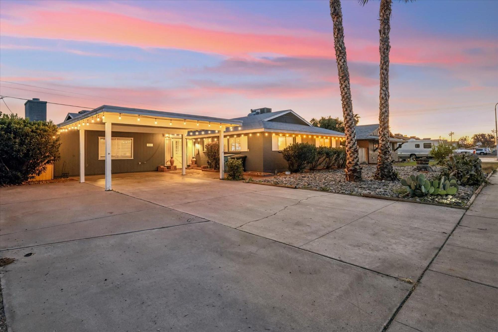 Vacation House! 6br, Free Heated Pool, Arcade & Hot Tub